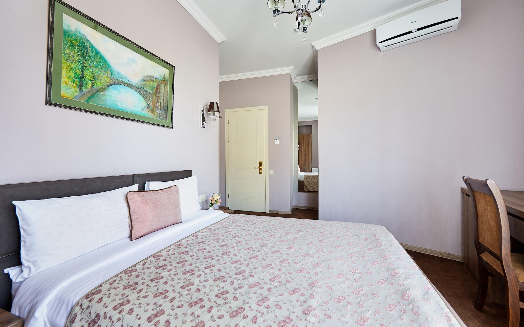 Hotel Pushkin Тбилиси Экстерьер фото
