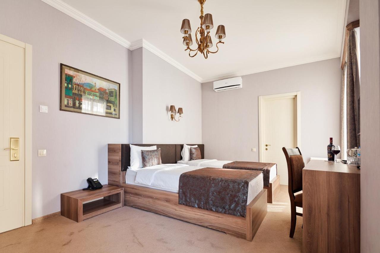 Hotel Pushkin Тбилиси Экстерьер фото